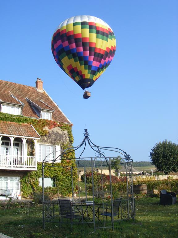 La Passerelle Des Corton B&B Aloxe-Corton Exterior photo